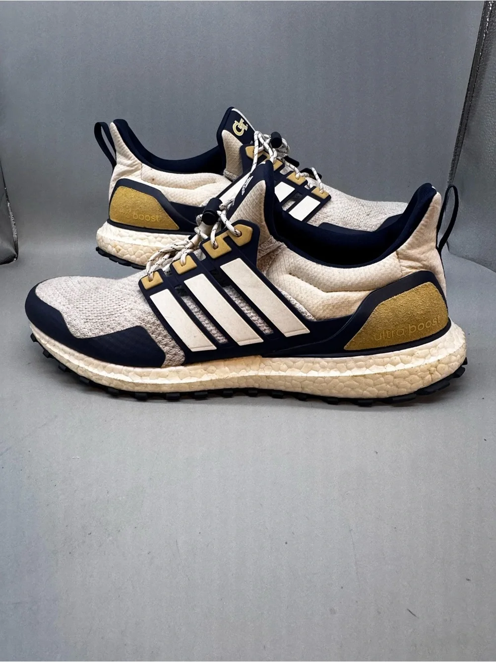 Adidas UltraBoost Georgia Tech Team Issued Shoes Blue White Gold Mens Size 12.5
